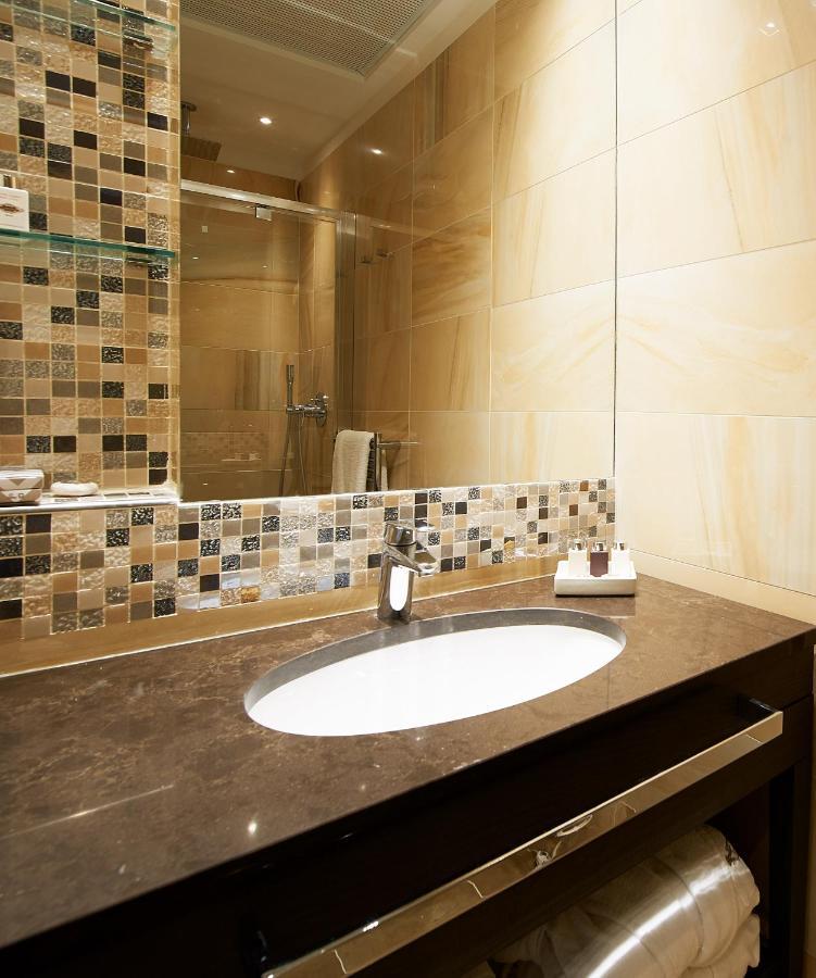 Harry'S Bar Trevi Luxury Apartments - Mignanelli Rome Extérieur photo